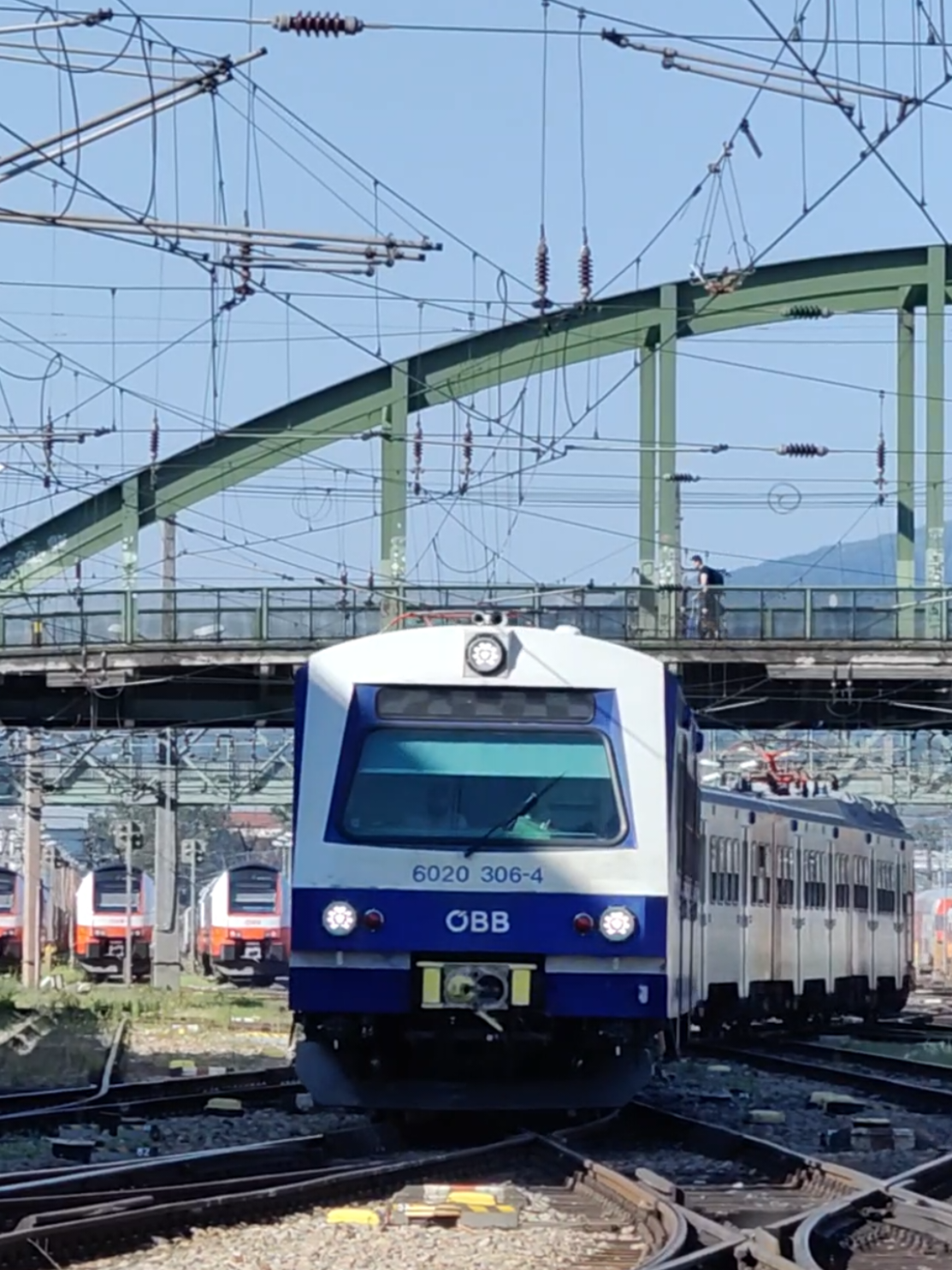 @Rail_rewind_spotter📼🏳️🌈