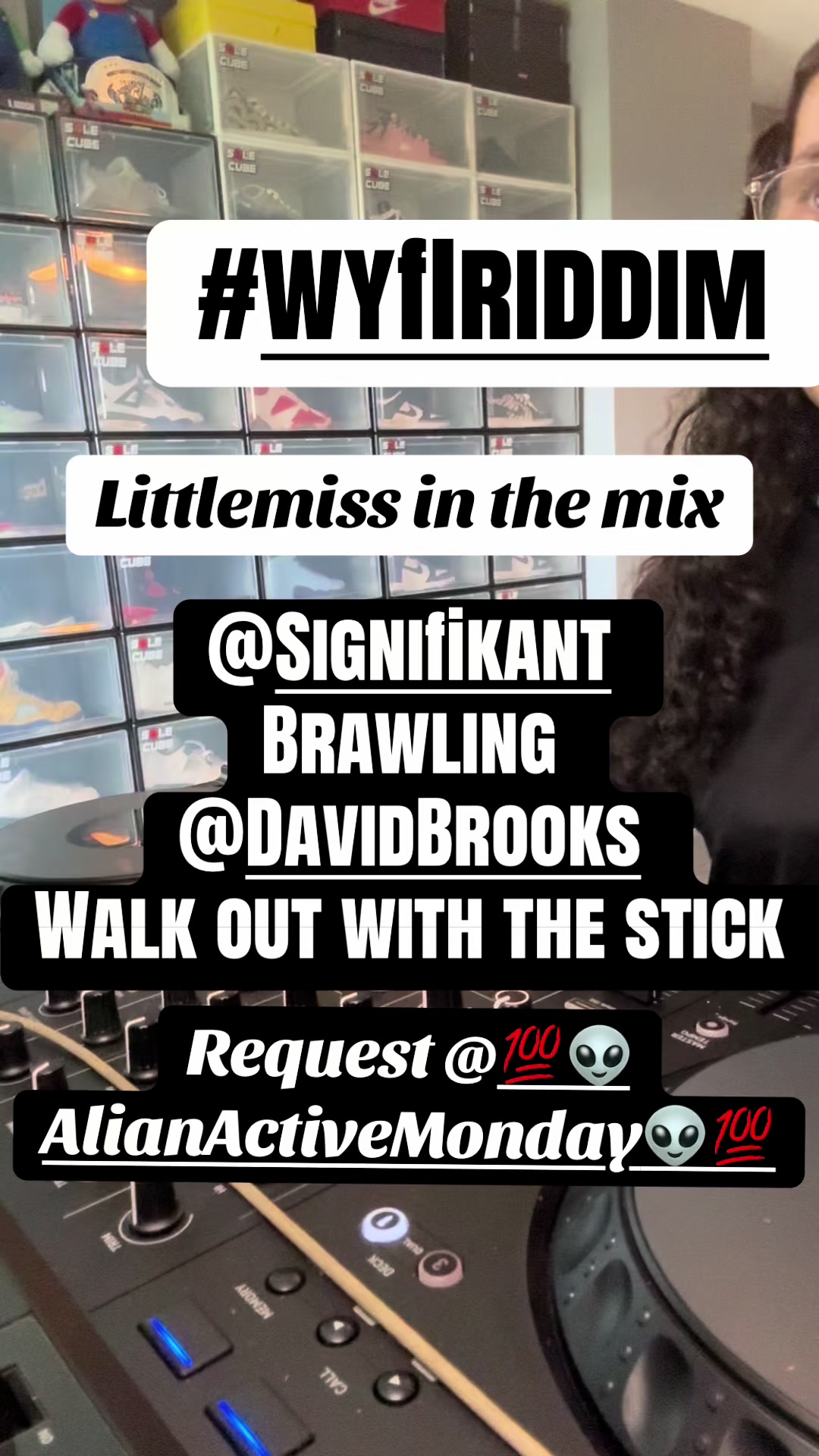 @Littlemisslinkz