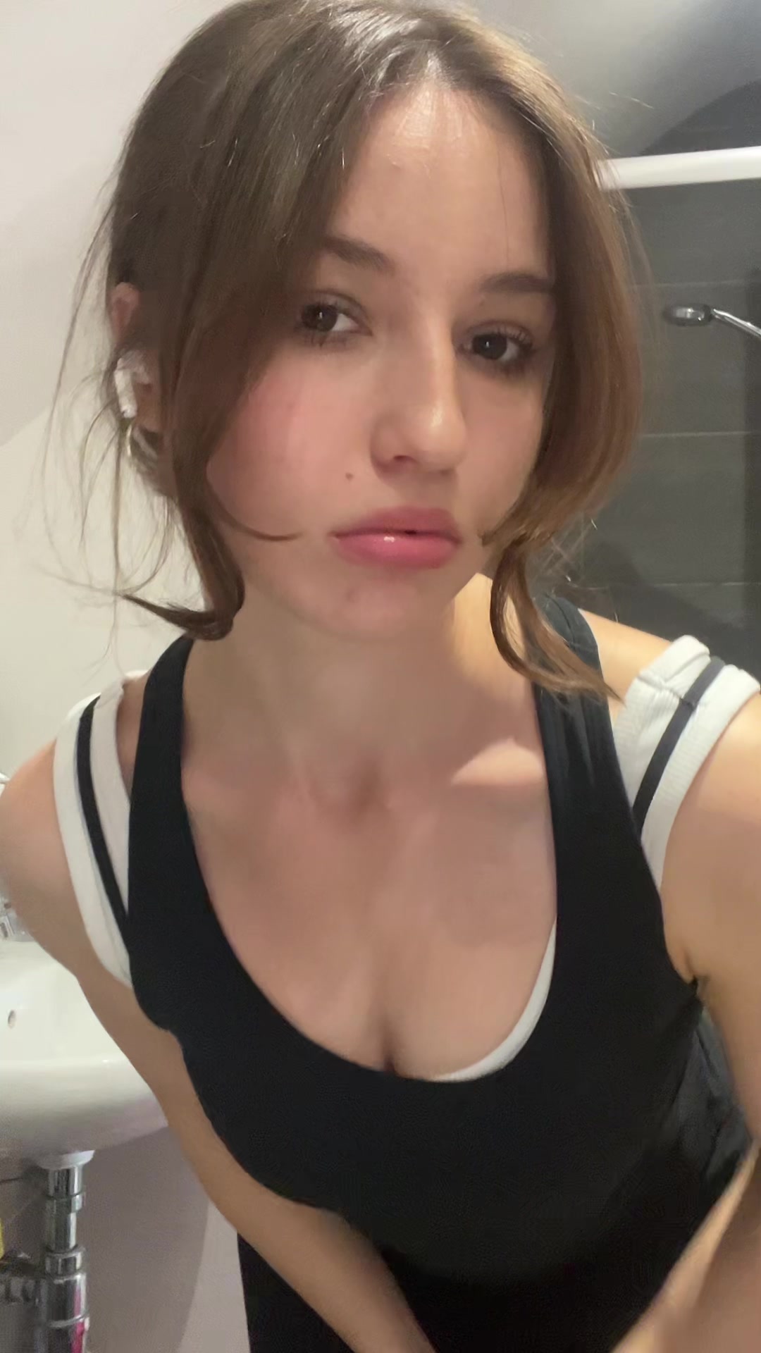 @ellalouiseclark