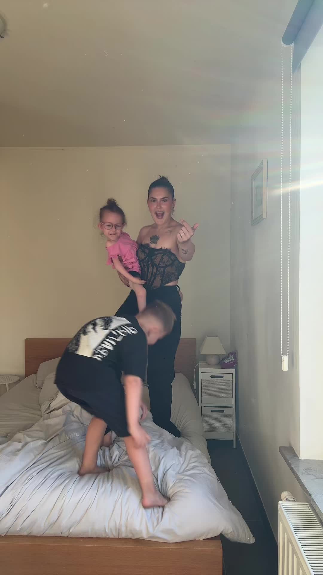 @kellylyliaa
