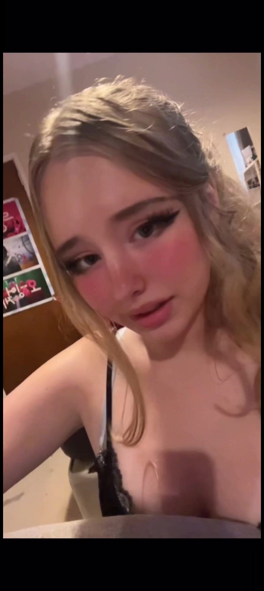 @Bella_love