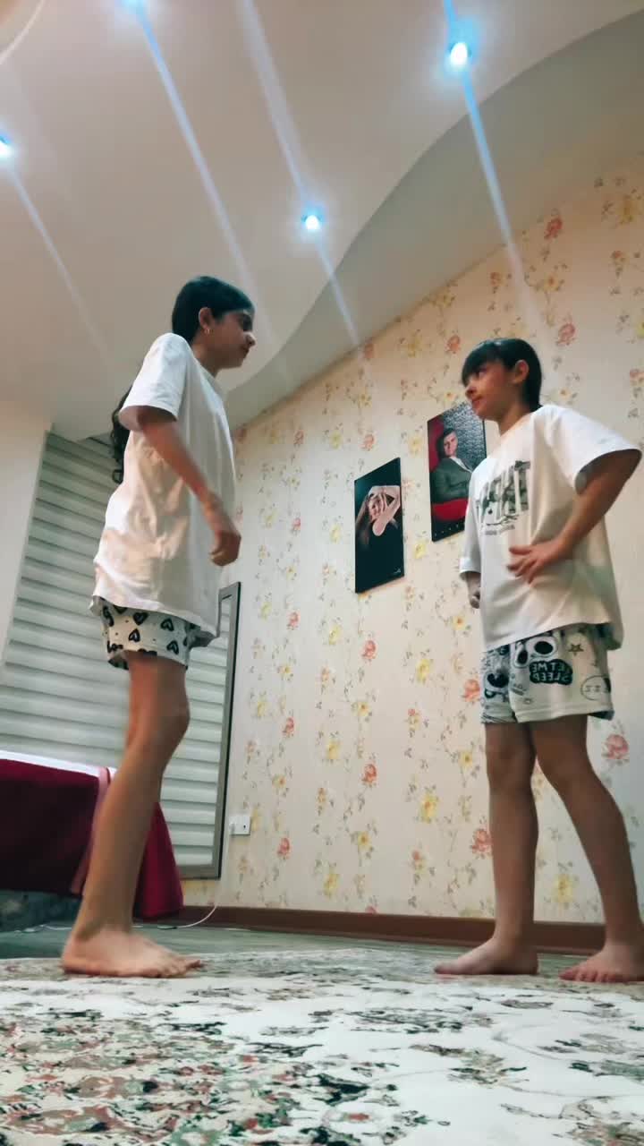 @nooraforoomadi