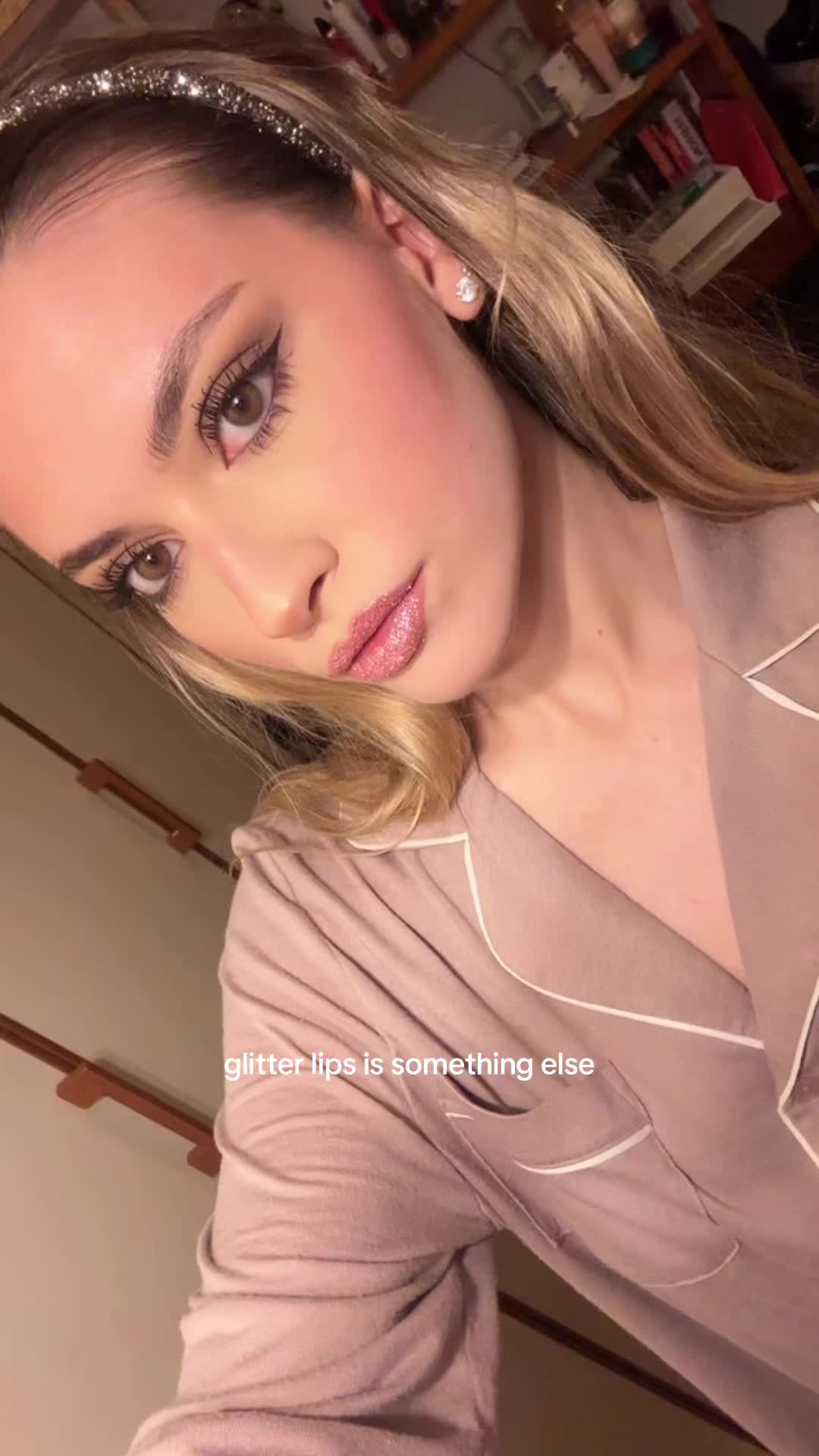 @Ana