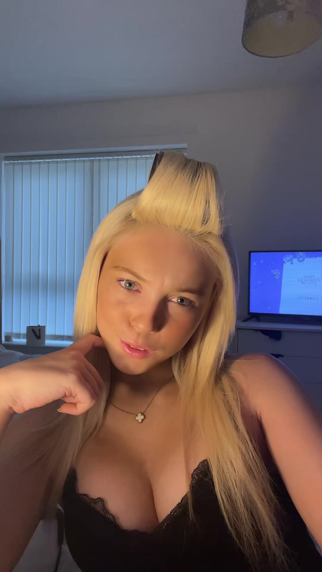 @lauraaffreyy