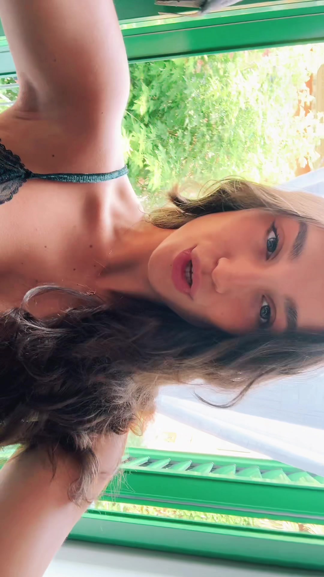 @allegra de rosa