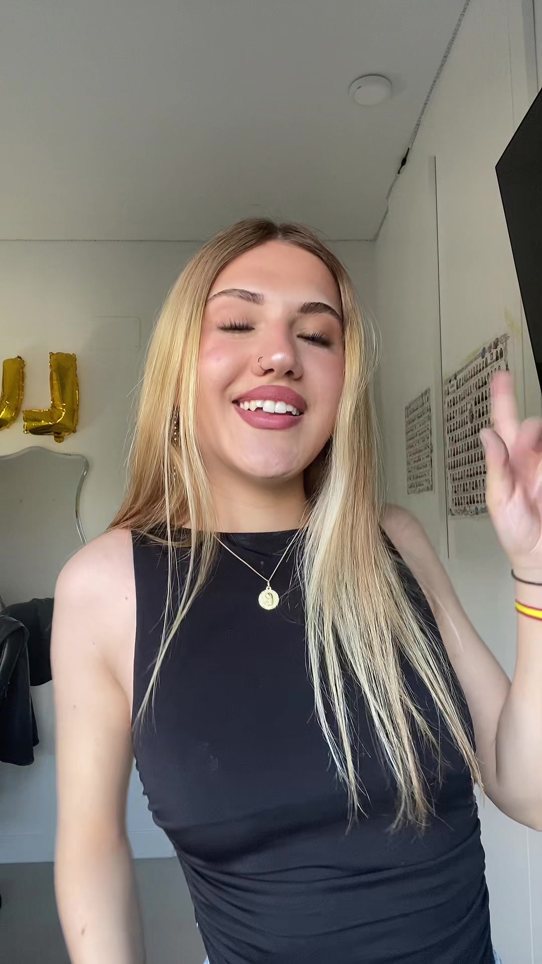 @💋