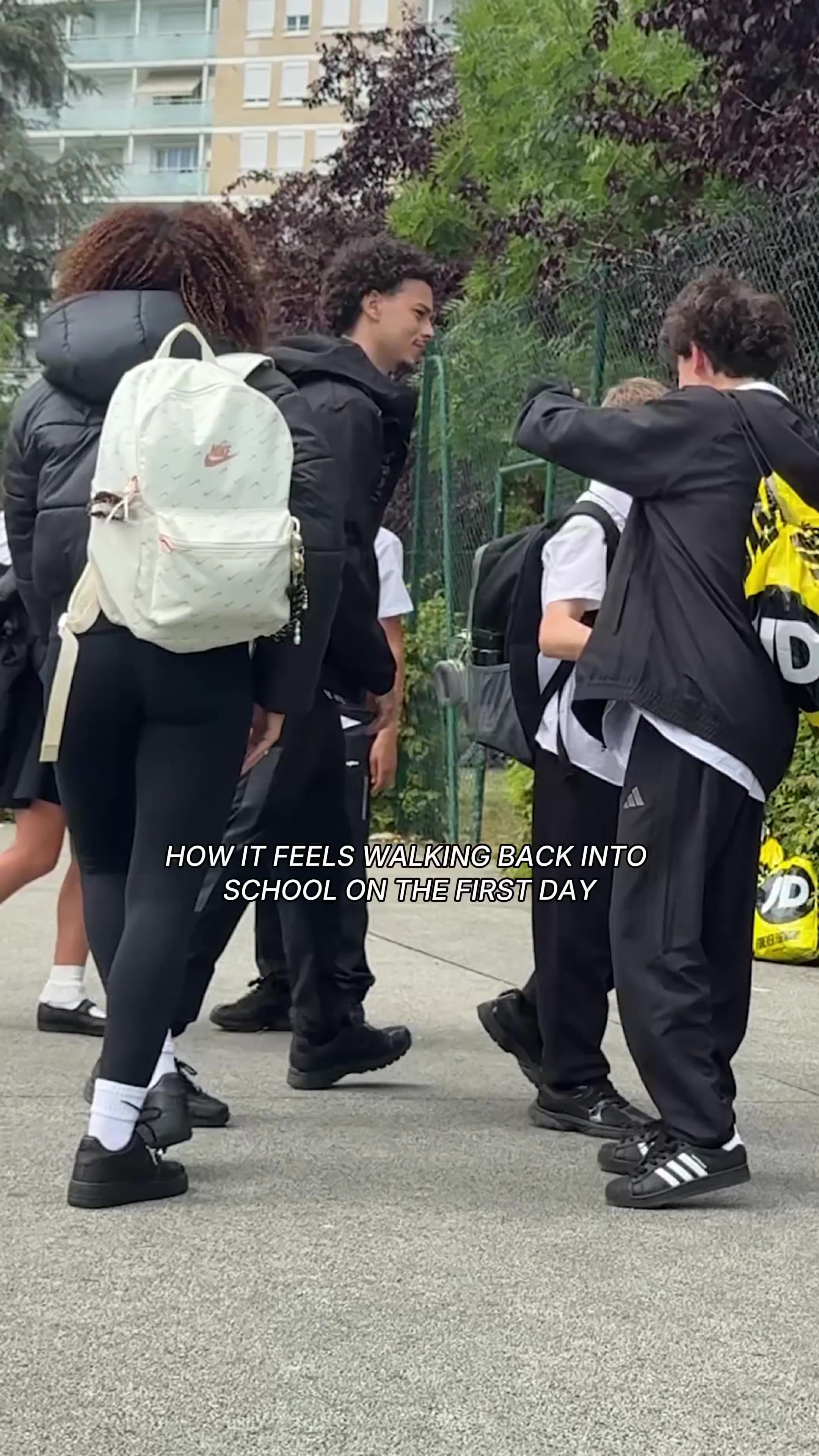 @JD Sports