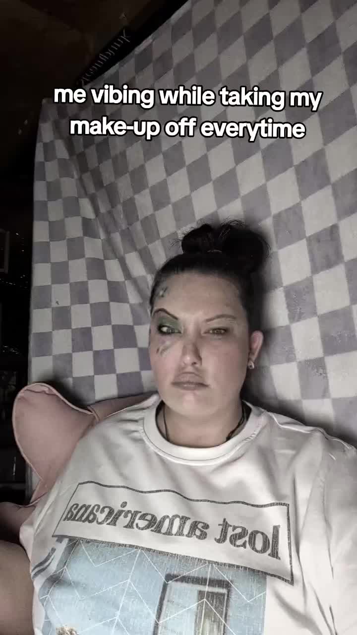 @Makeuptimewithmolly2.0