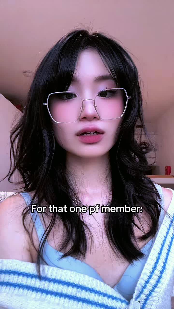 @*:・゚✧ Elle *:・゚✧