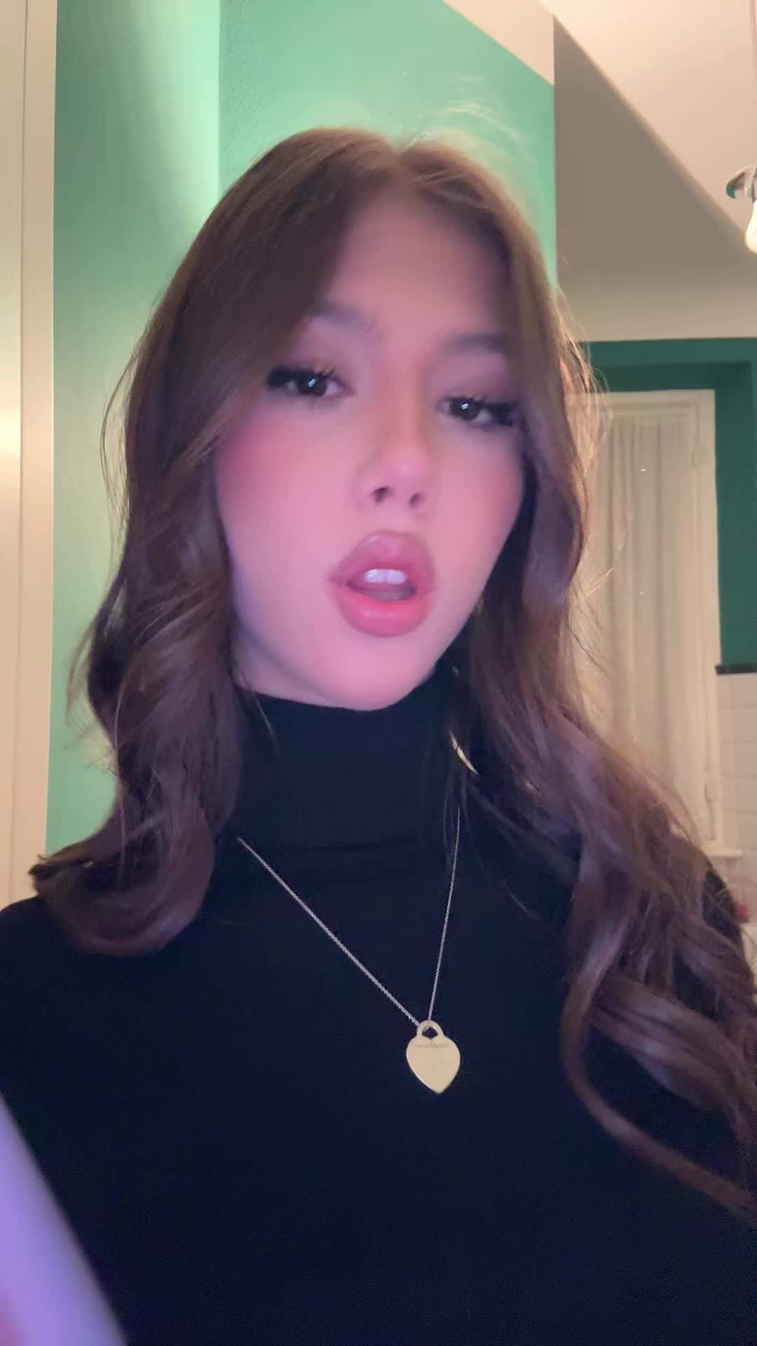 @Bi