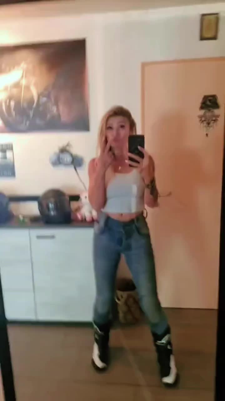 @🏍 ꧁ 𝓥 𝓲 𝓴 𝓲 ꧂ 🦄