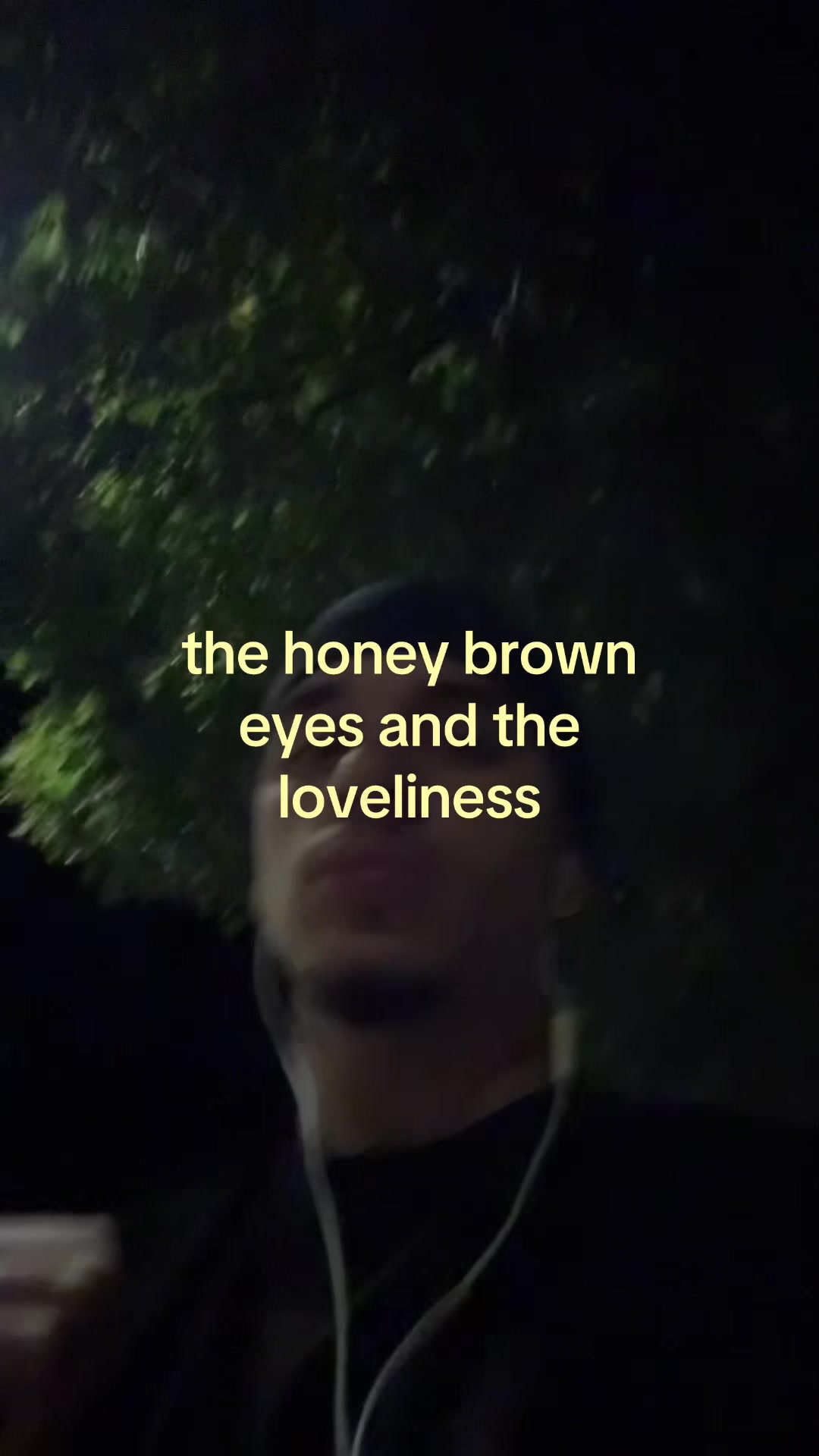 @￴