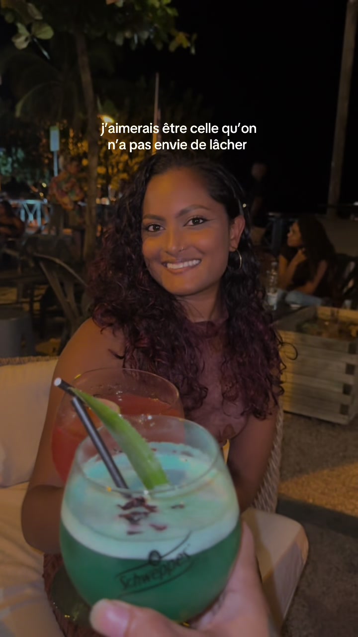 @𝔐𝔢𝔩𝔞𝔱𝔬𝔫𝔦𝔫 🧚🏽&zwj;♀️