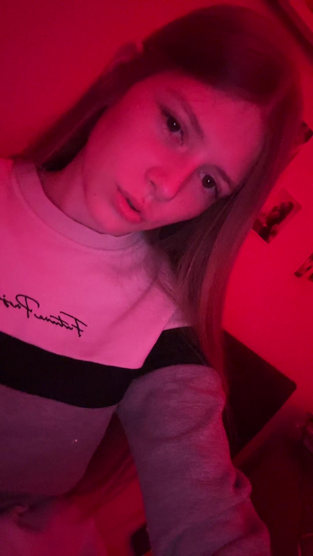 @Chloe