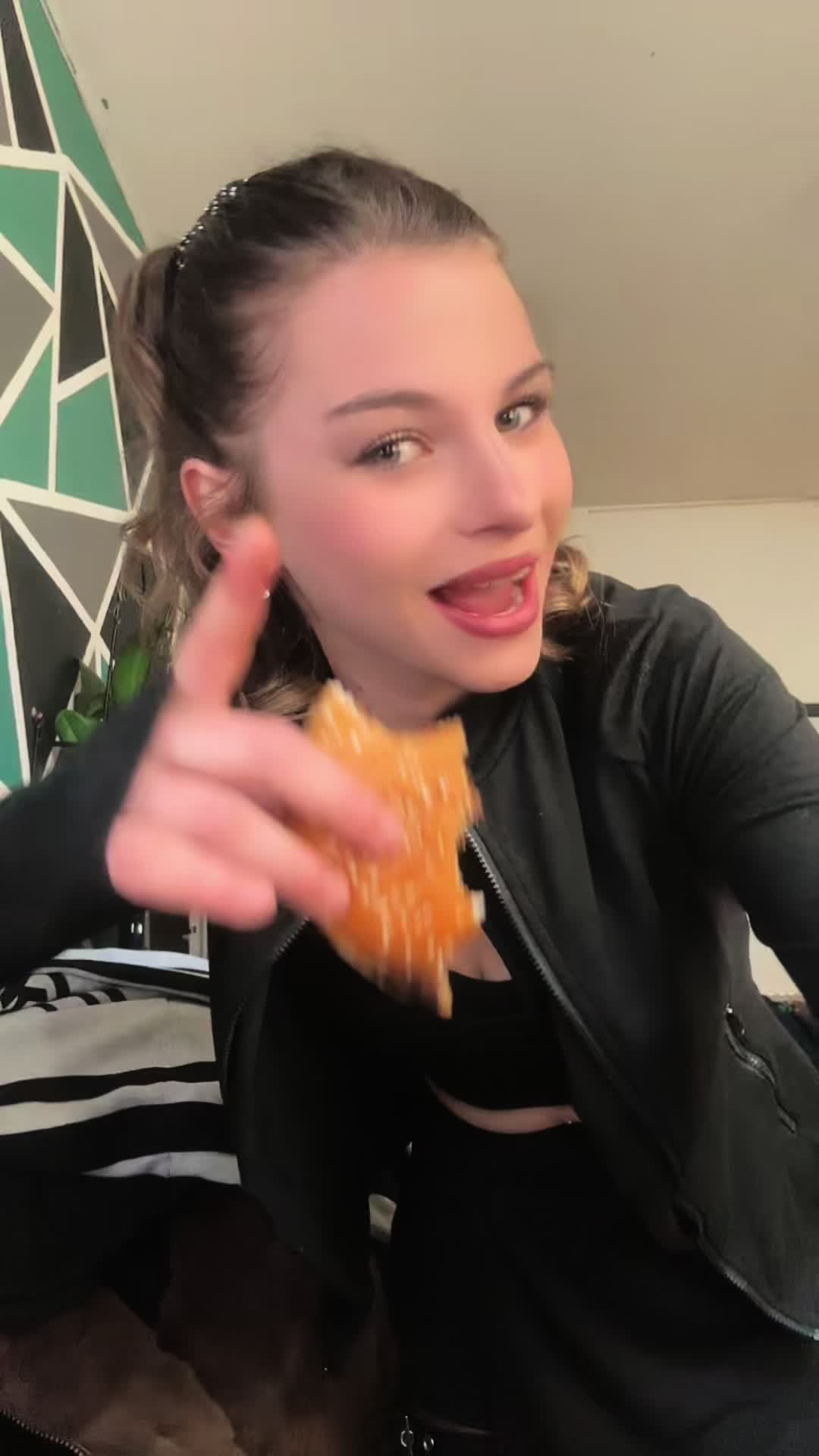@𝓛𝓪𝓾𝓻𝓲𝓷𝓮_.𝓫❤️&zwj;🔥❤️&zwj;🔥