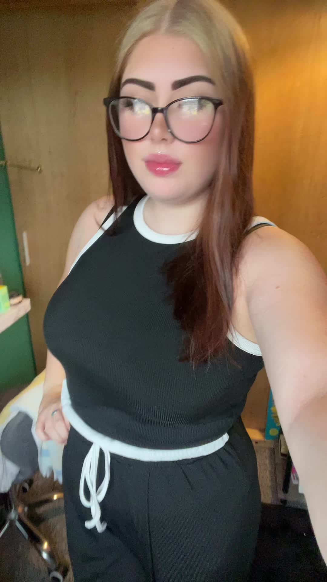 @_kaysha_louise_
