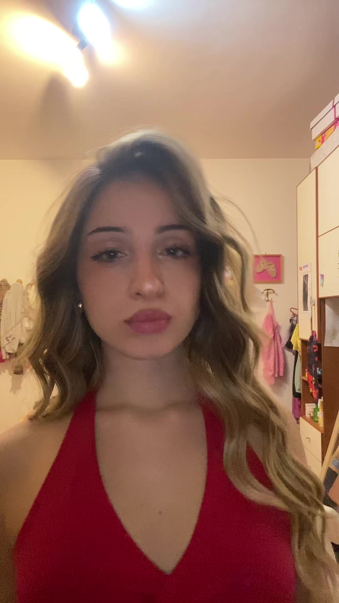 @valeria🧝🏼&zwj;♀️