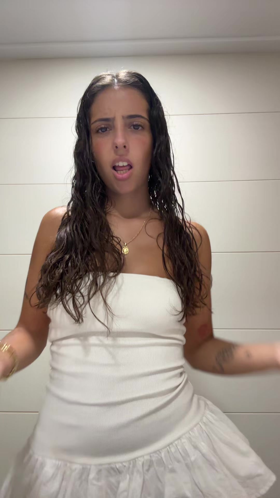 @-