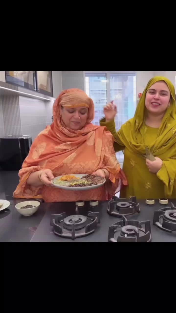 @dipika shoaib