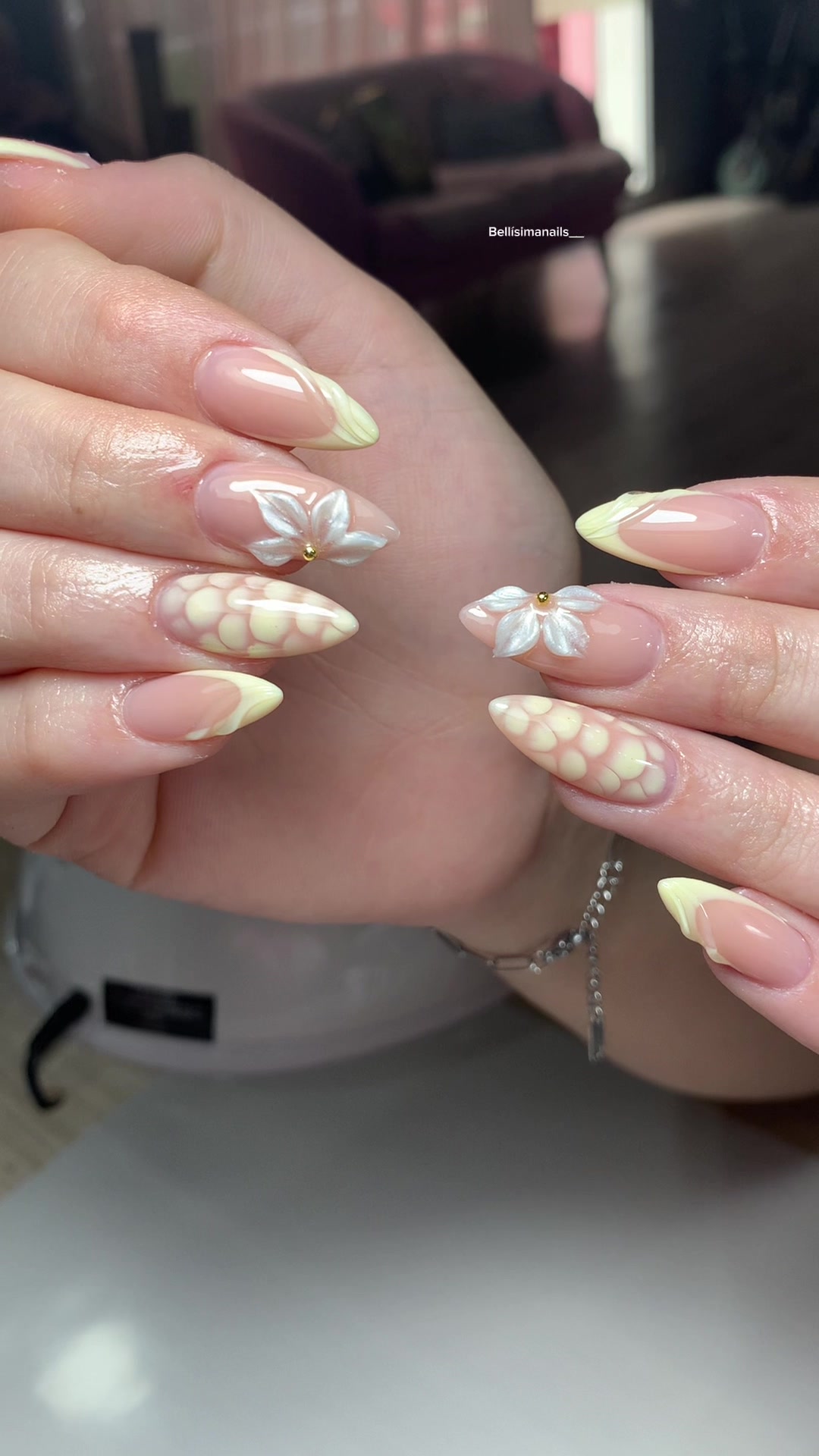 @Bell&iacute;sima Nails