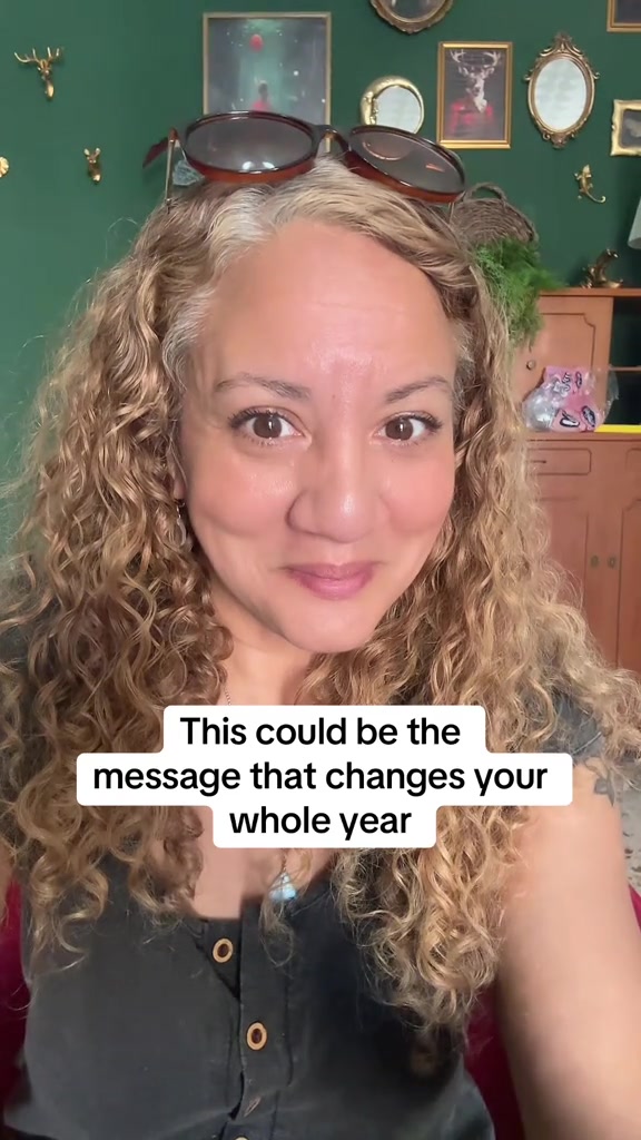 @Bella