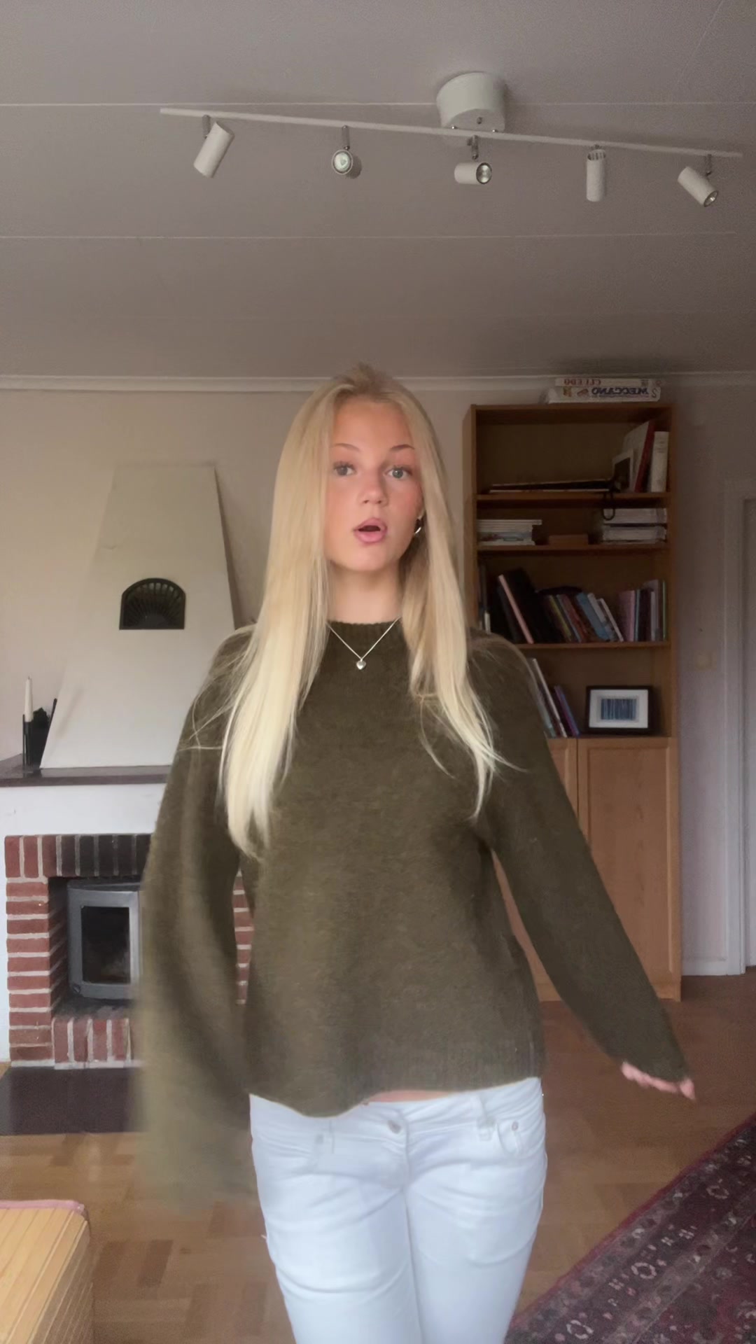 @K.K