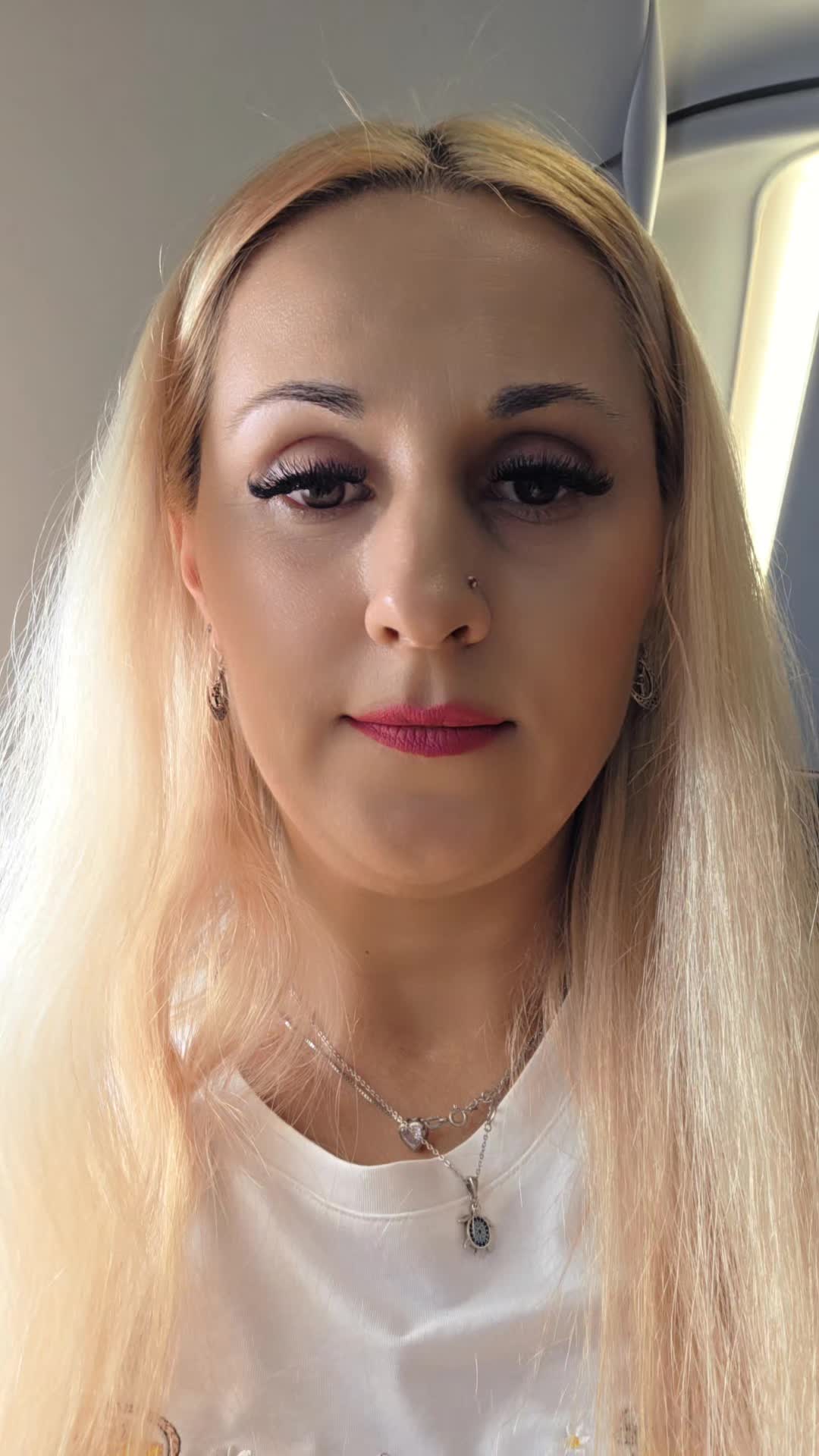 @iulia
