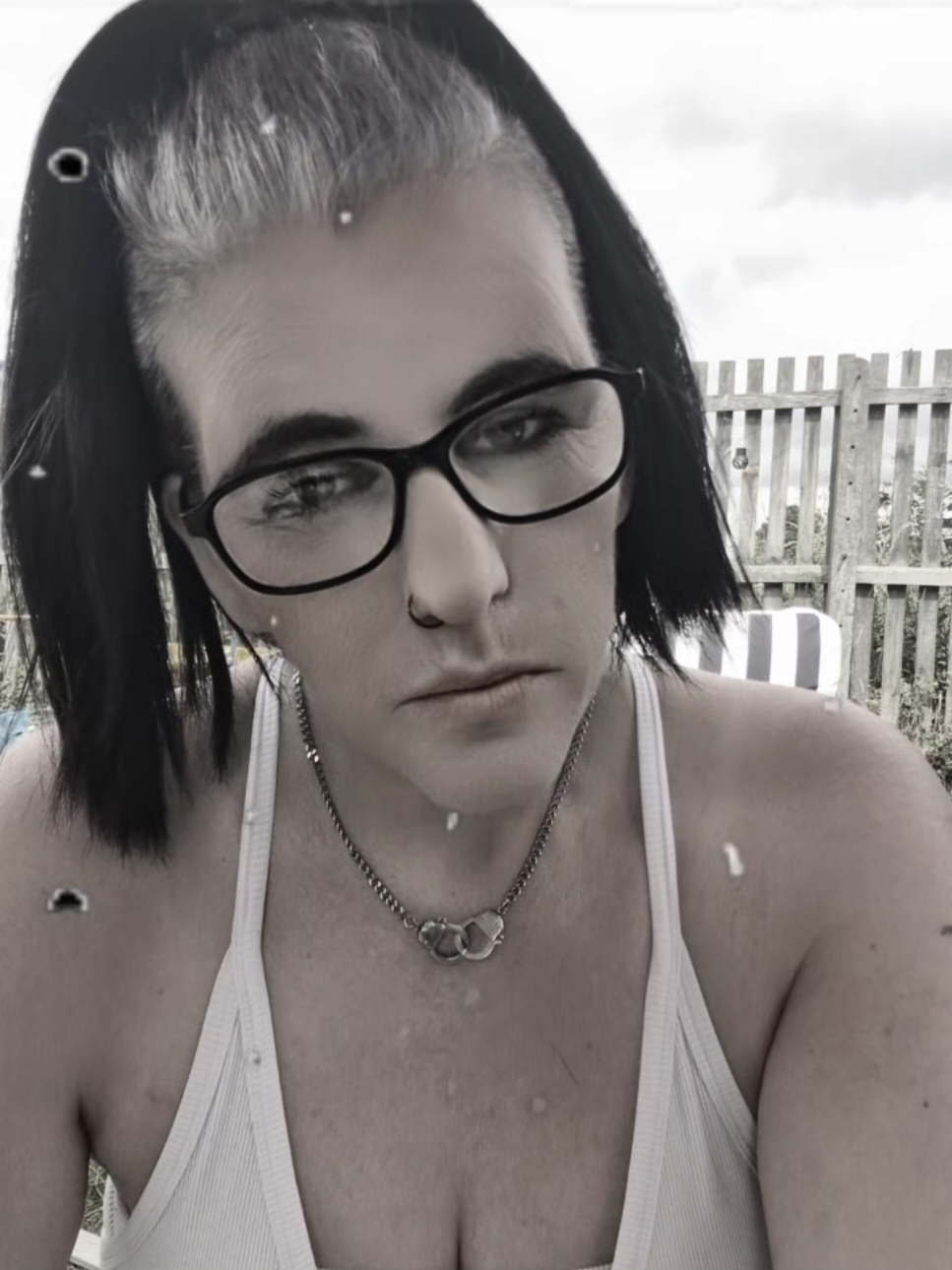 @GothicQueen 👑🖤✨️