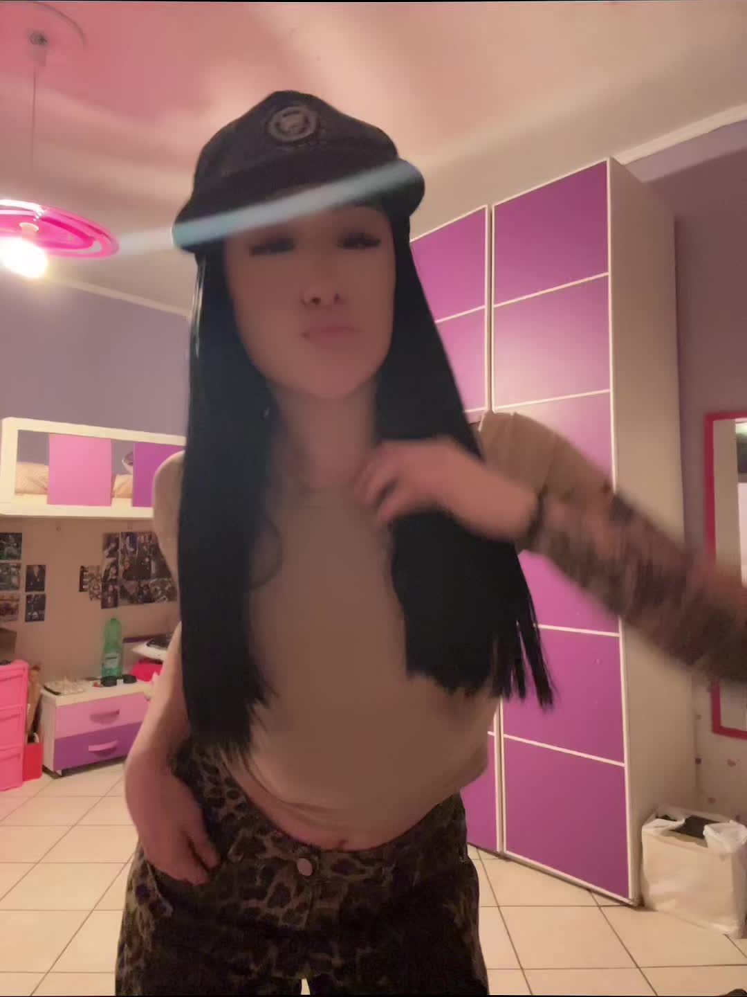 @Aboutmekc_