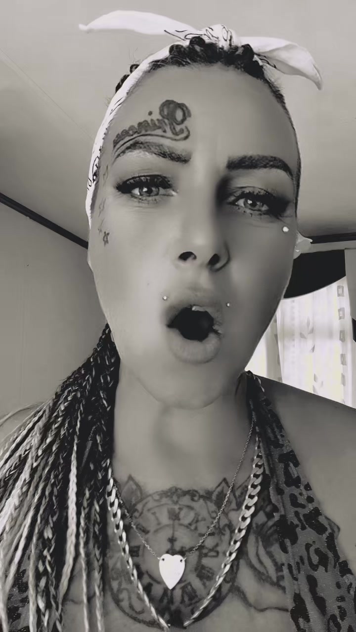 @ScarletCandy