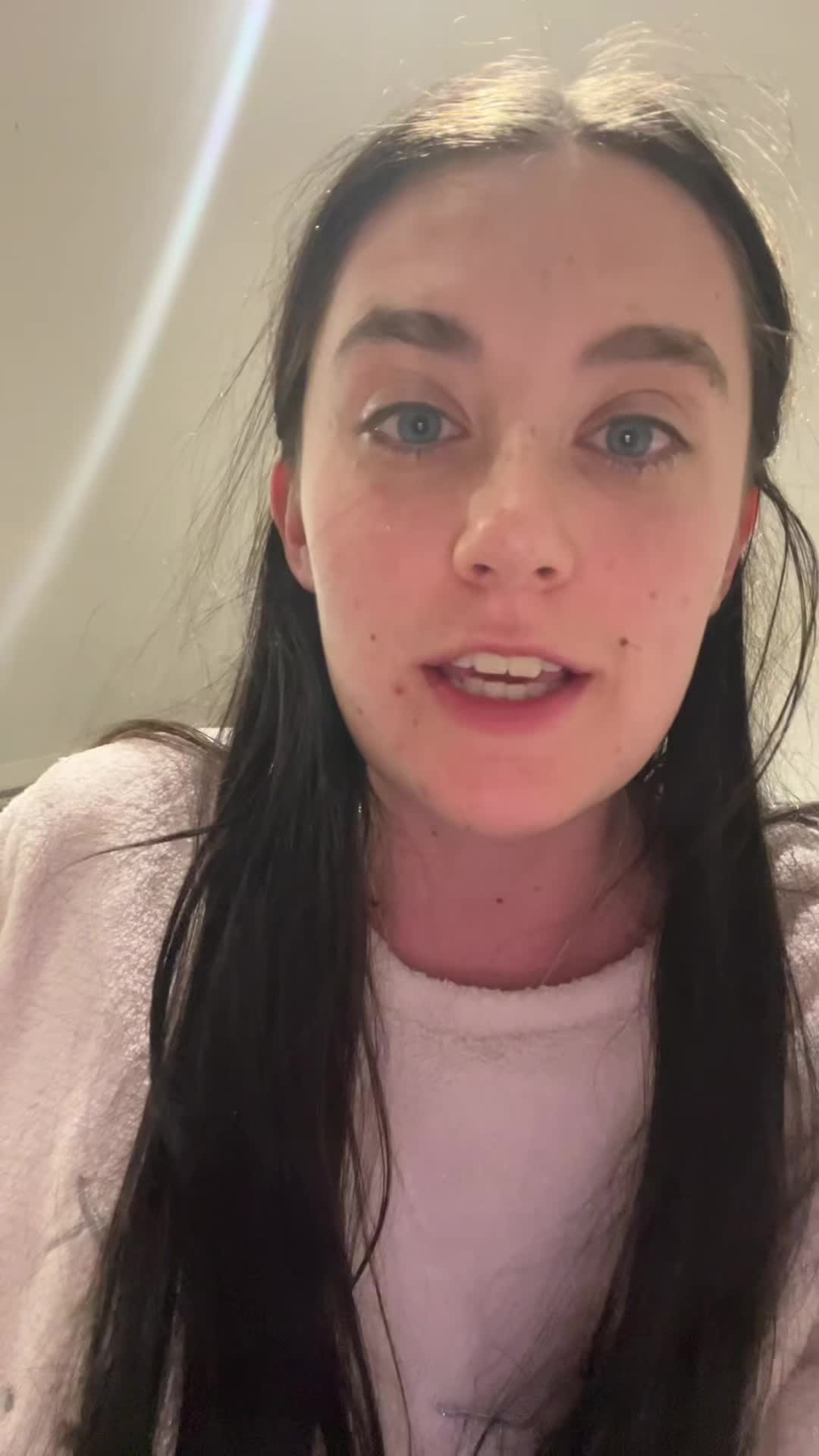 @shedeservescare