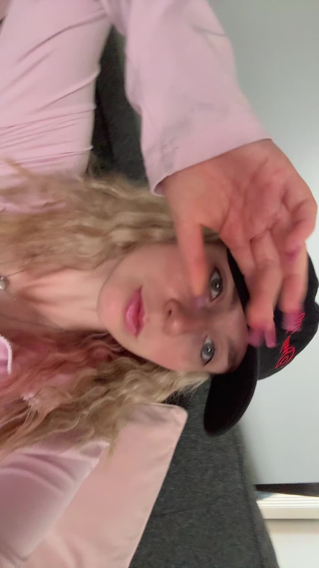 @elz