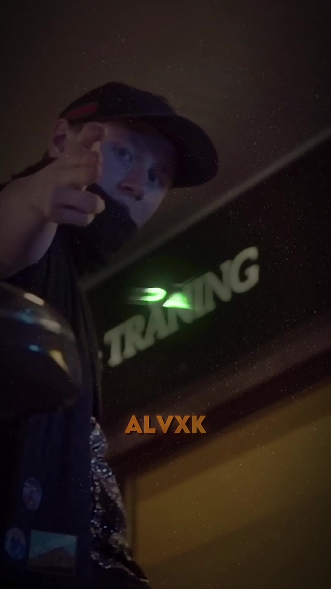 @𝓐𝓵𝓿𝔁𝓴 ✪