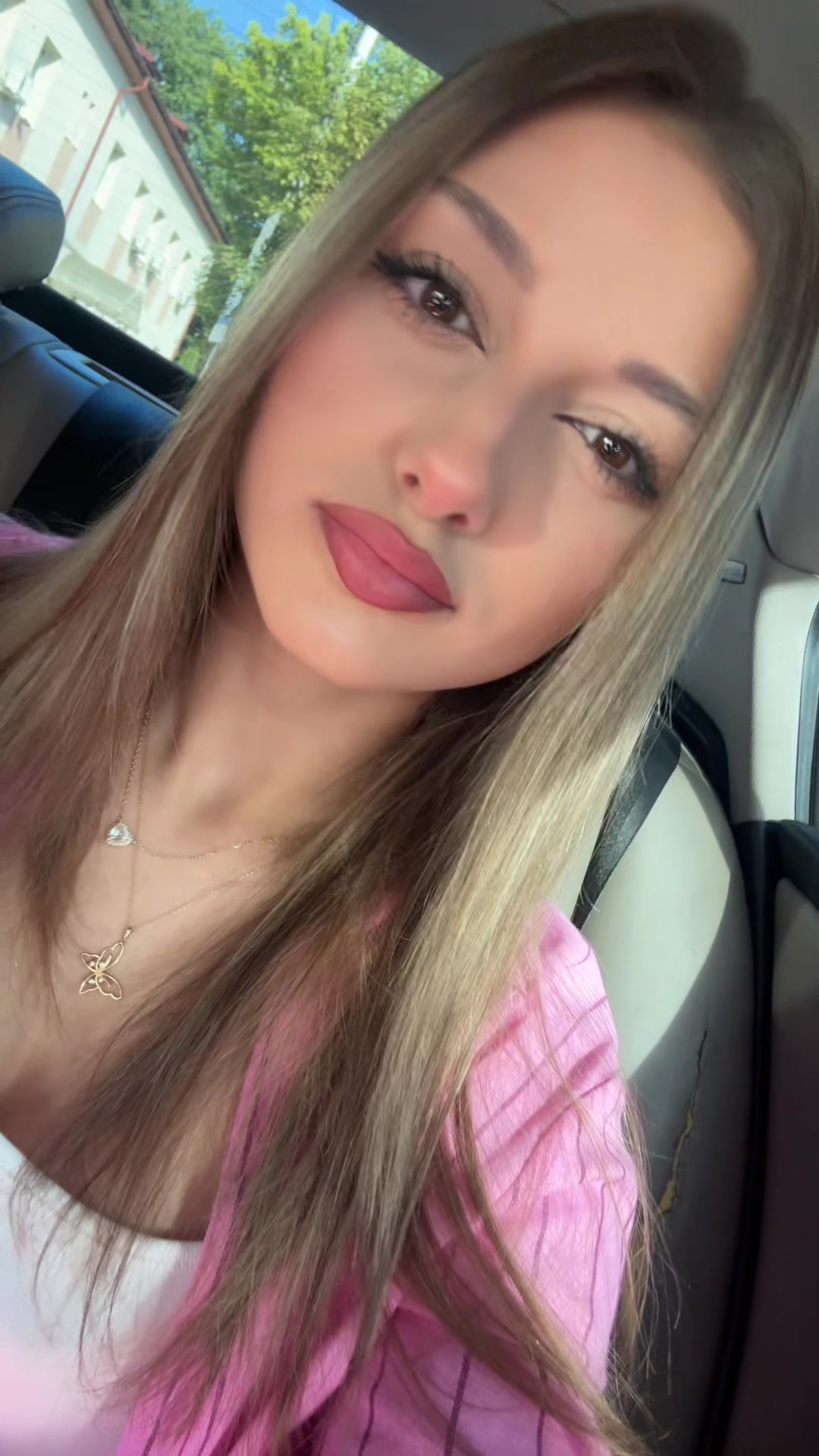 @𝓈𝒶𝓇𝒶🤍