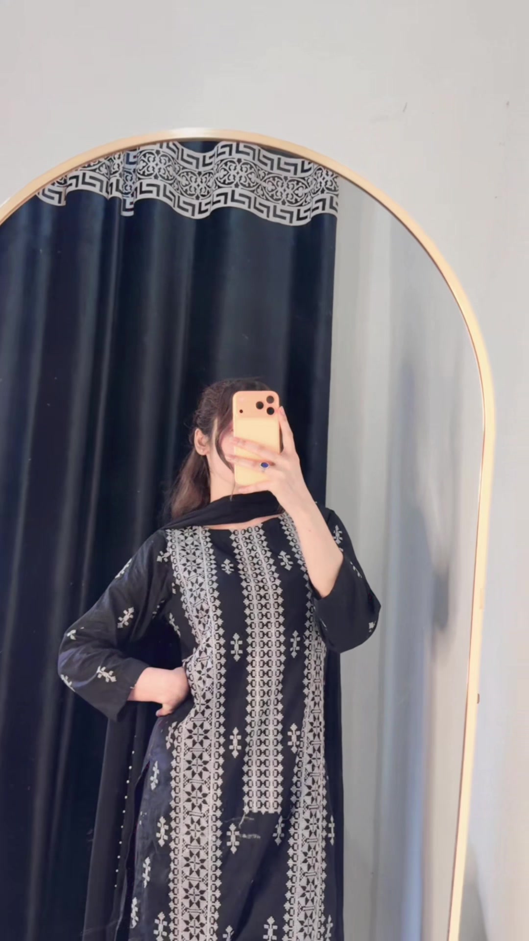 @🧚♀️آیت🧚♀️
