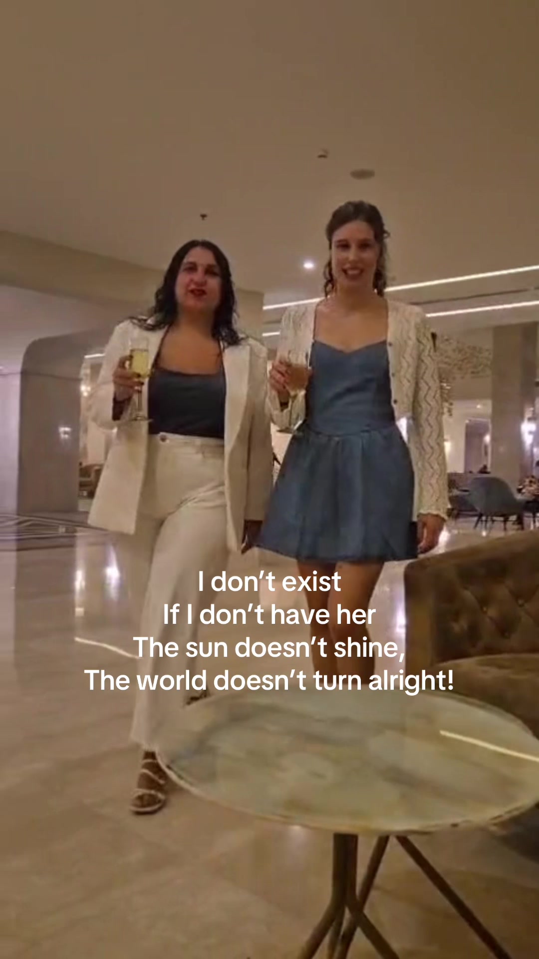 @Laura Duina