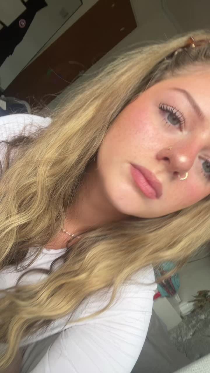 @😚😚
