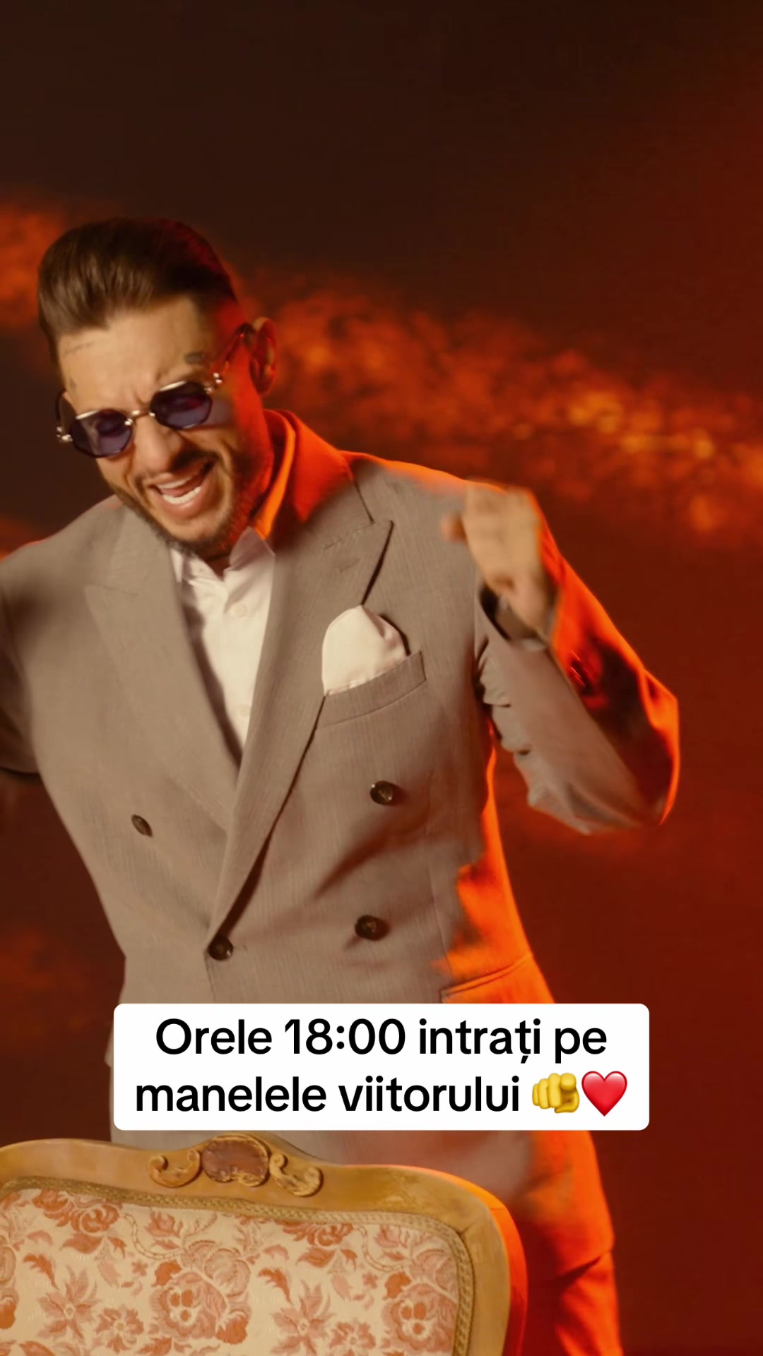 @Nikolas Constantin