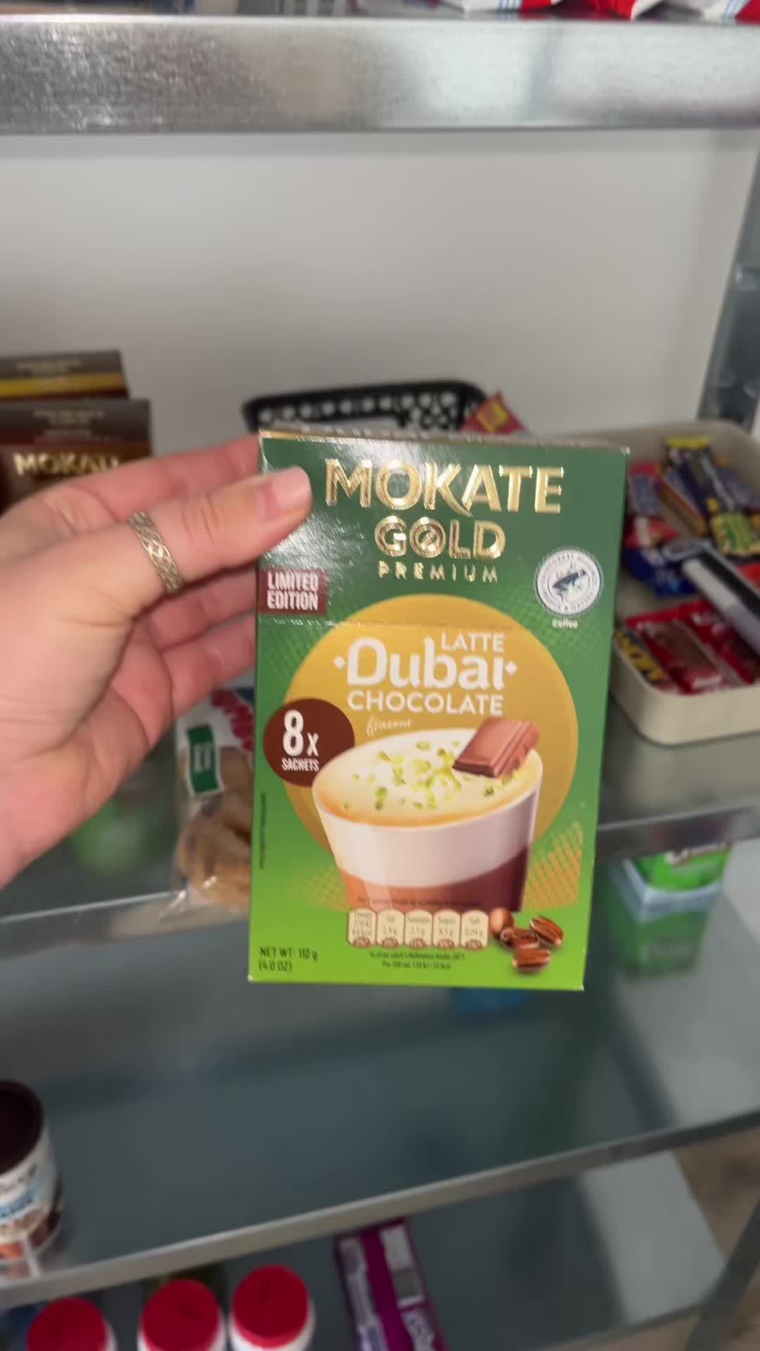 @Bellasboxesuk