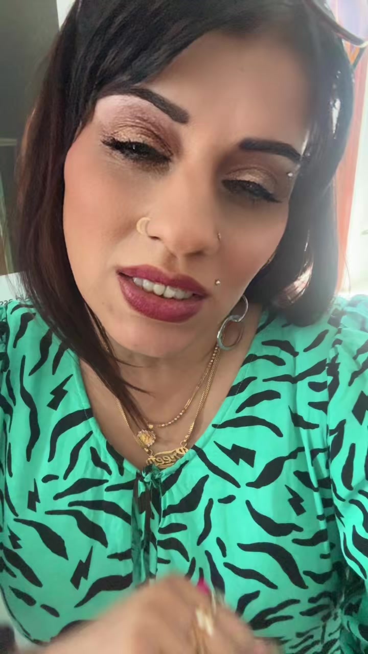@ⁱᵐ͟͟͞͞☞🇬🇧𝕌𝕂 𝕊𝕙𝕖𝕣𝕟𝕚🐅