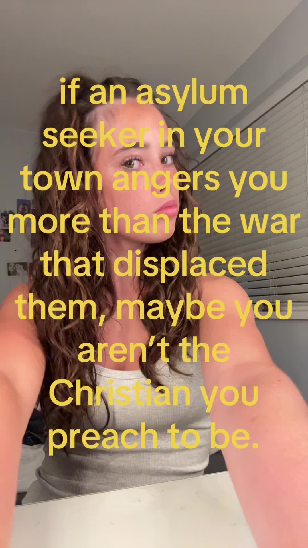 @lolafayee