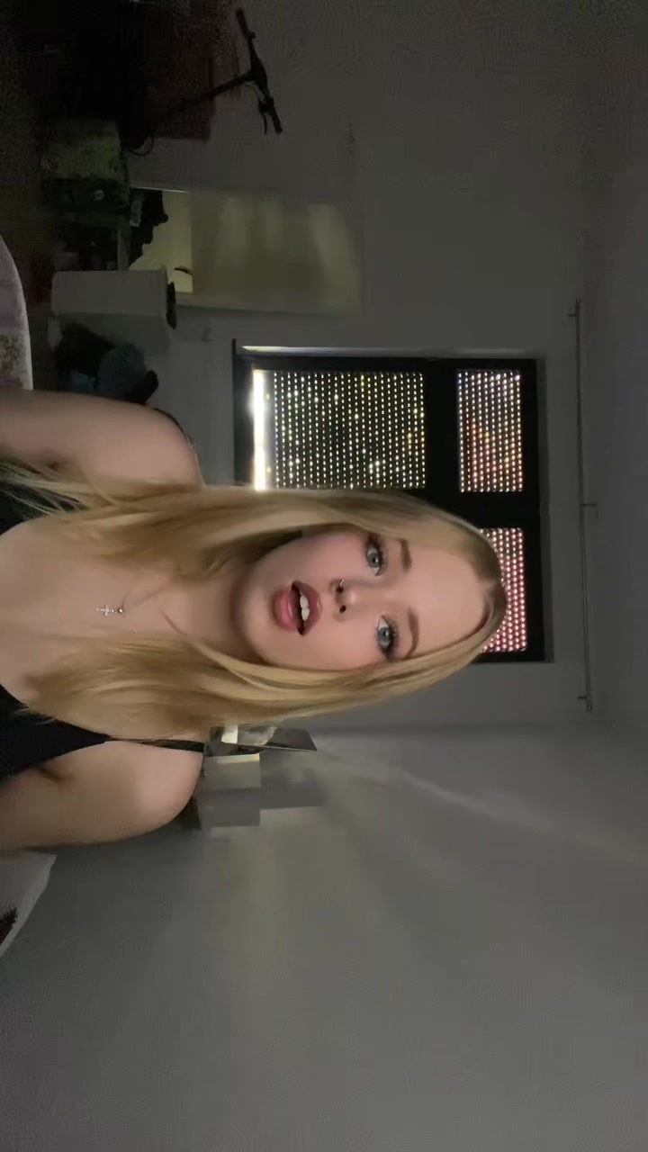 @angie