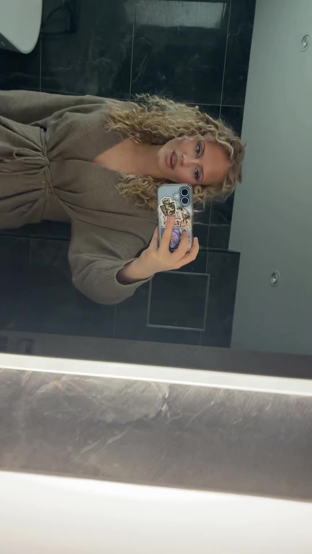 @gabrielesku_