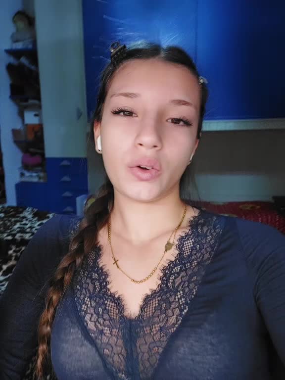 @𝓰𝓲𝓾𝓰𝓲𝓾🧿