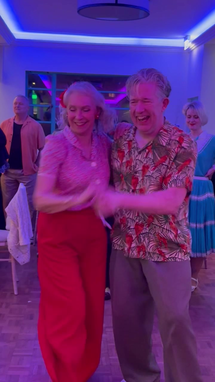 @dancing.chickens1