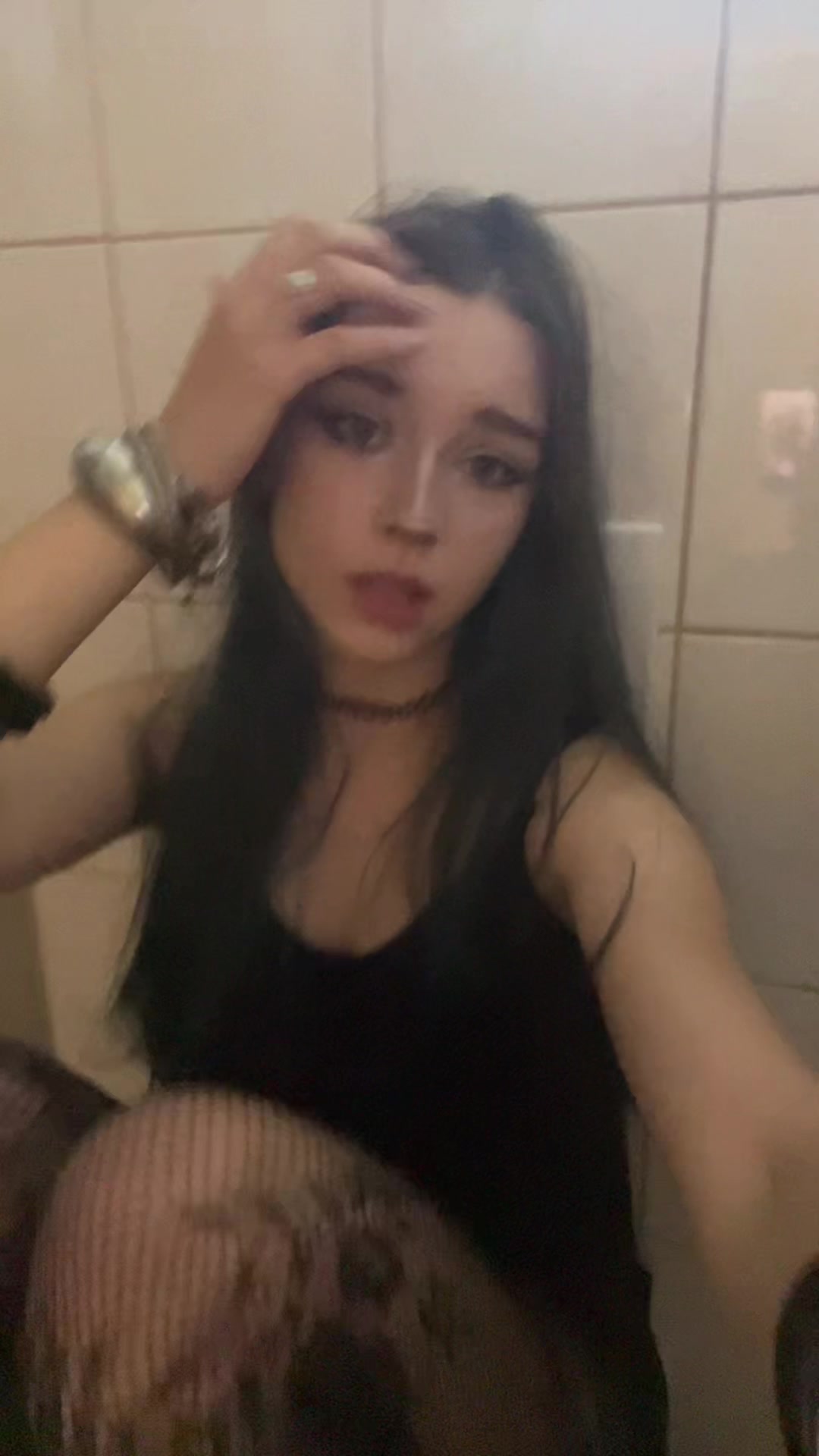 @HATER 8081.krisa🚨