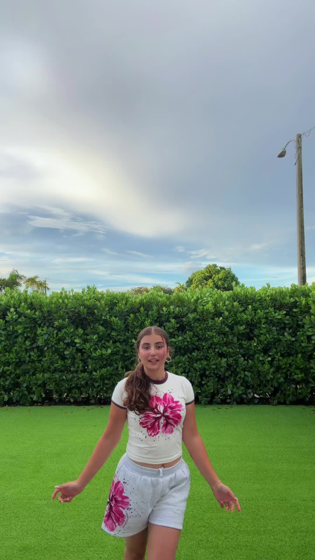 @Elishevaa