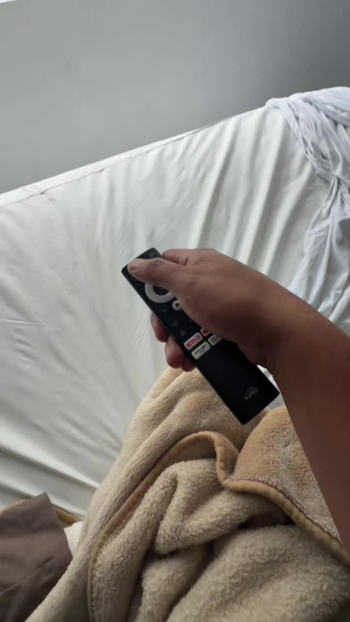 @Elam Dávila