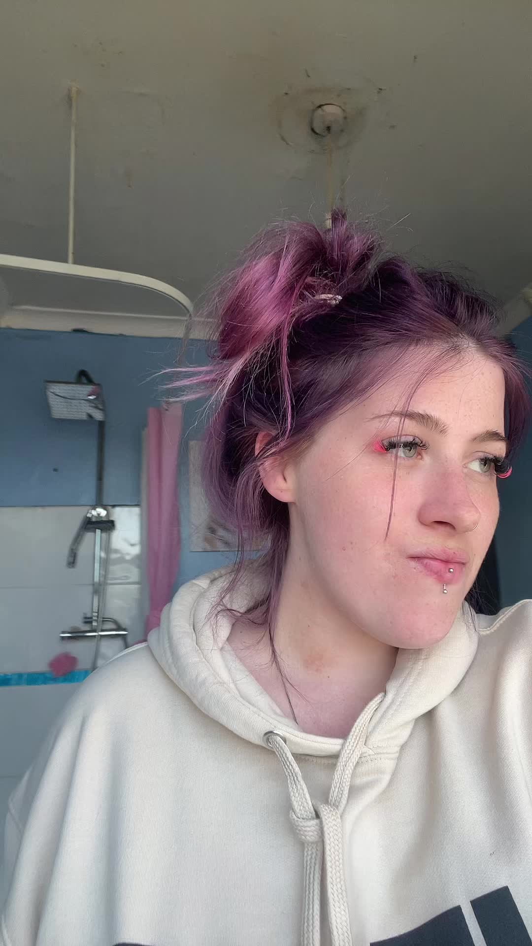@sillysoph_xo