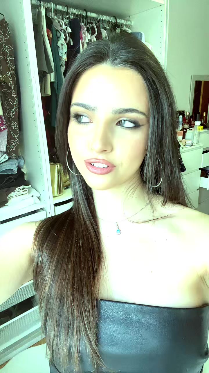 @VERÓNICA BELLO
